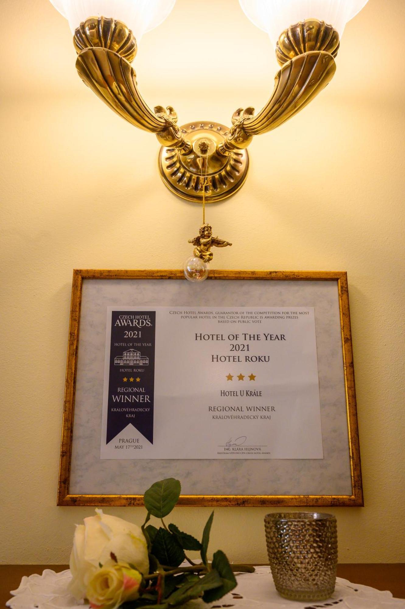 Hotel U Krale Jičín エクステリア 写真