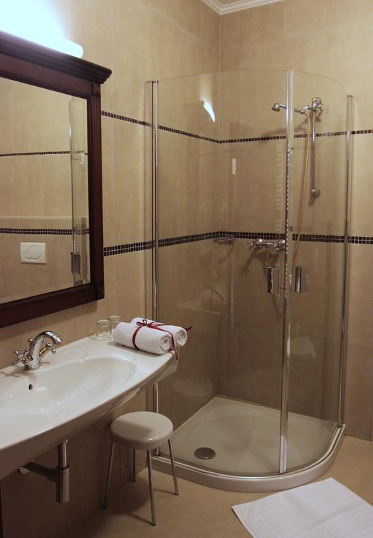 Hotel U Krale Jičín エクステリア 写真