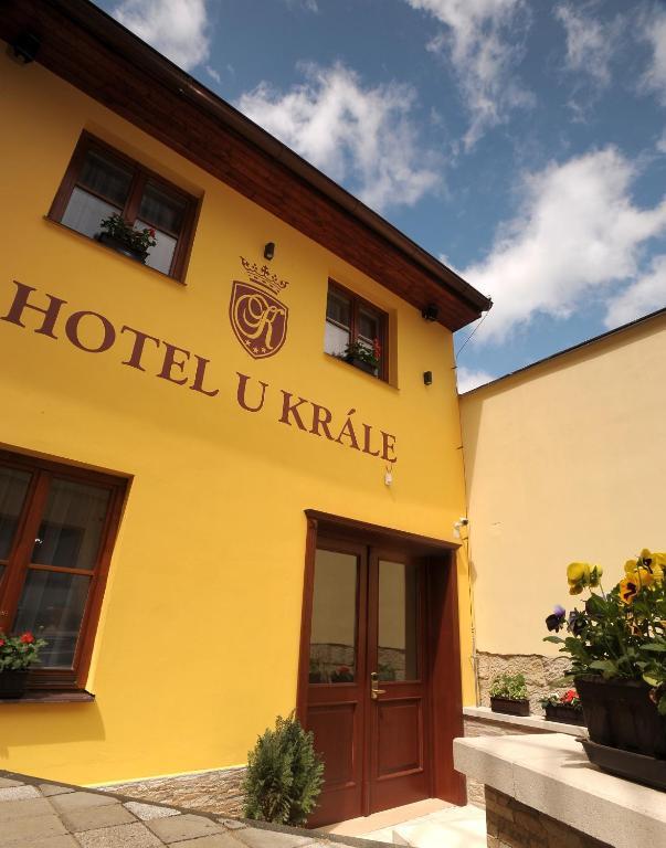 Hotel U Krale Jičín エクステリア 写真