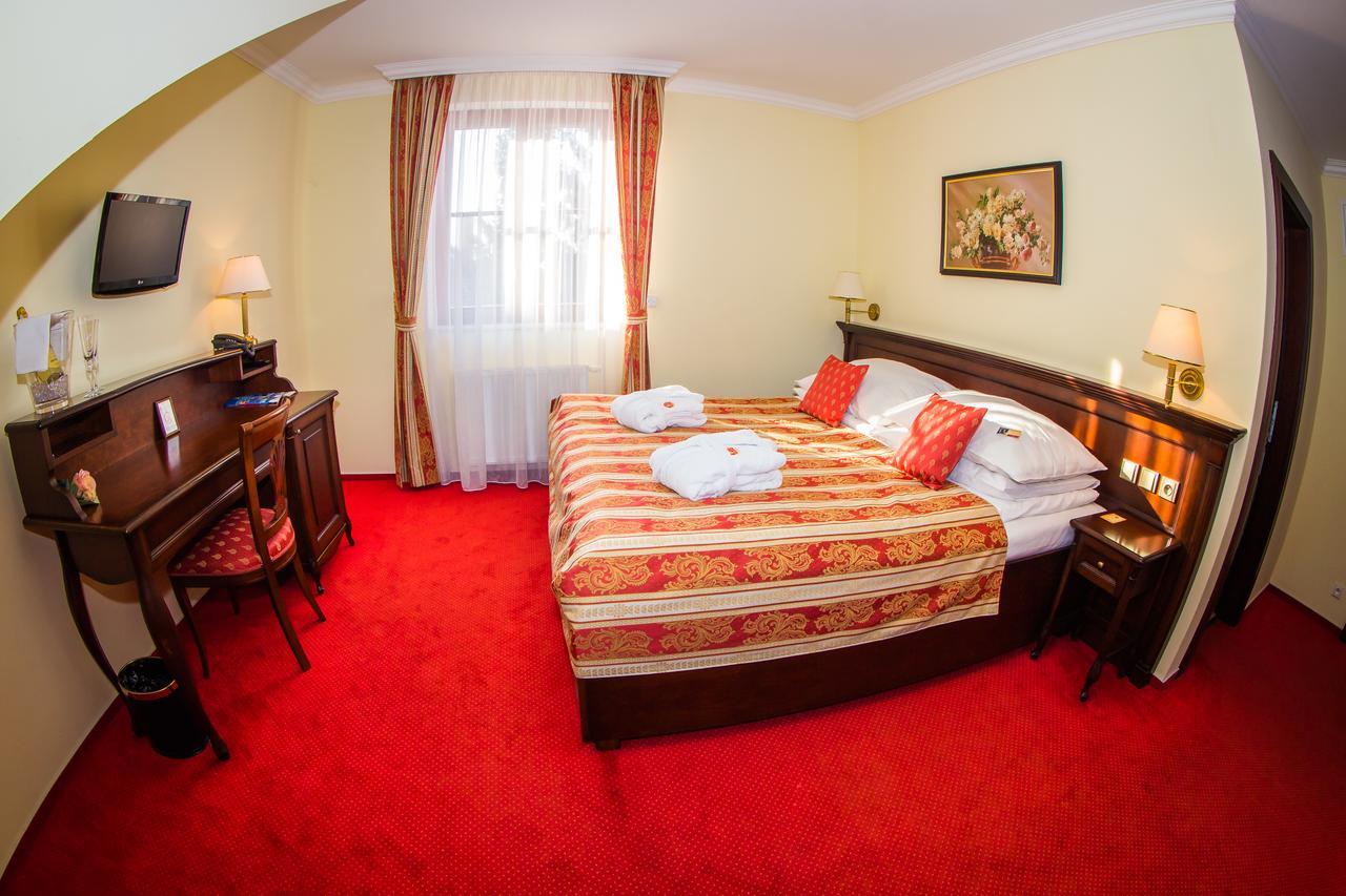 Hotel U Krale Jičín エクステリア 写真