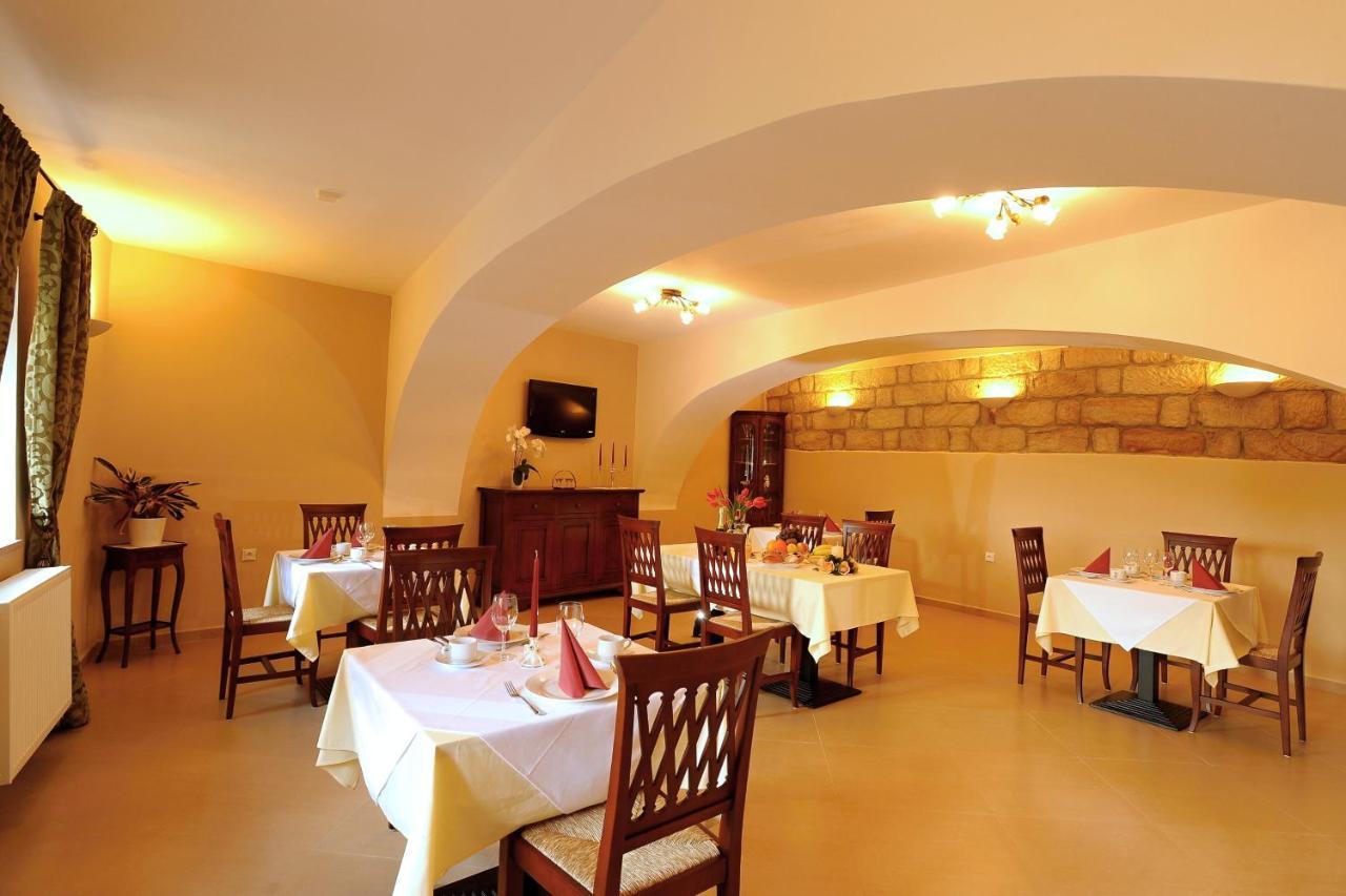 Hotel U Krale Jičín レストラン 写真